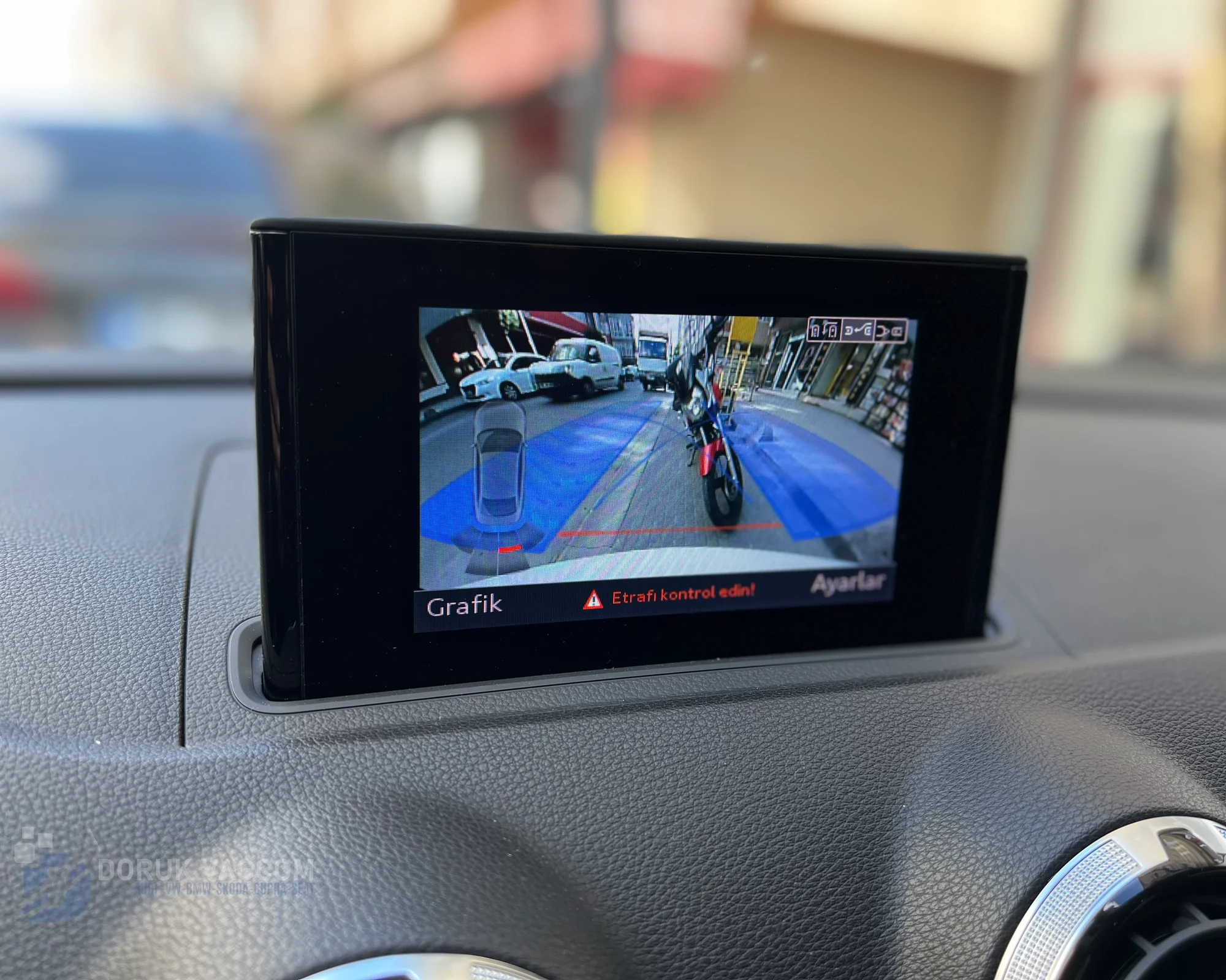 Audi A3 8V 2012-2020 GERİ GÖRÜŞ KAMERASI MONTAJI Montajı - Detay Görsel 3 -Doruk Vagcom