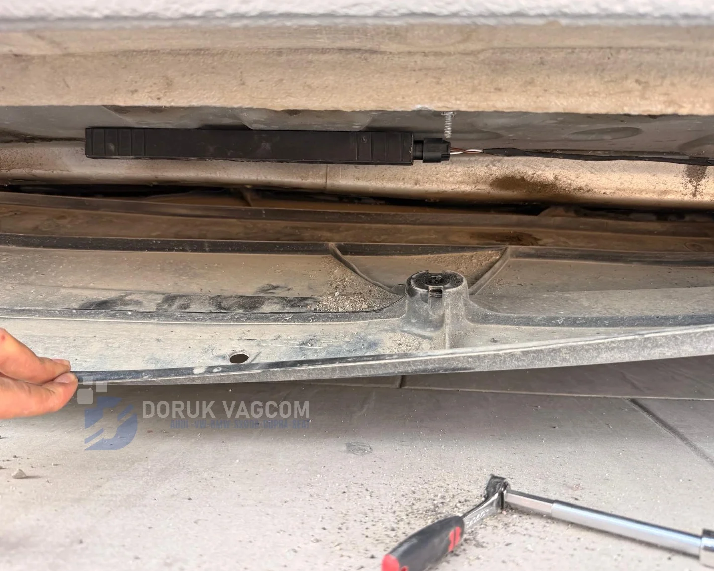Audi A3 8Y 2023 ANAHTARSIZ GİRİŞ MONTAJI Montajı - Detay Görsel 4 -Doruk Vagcom