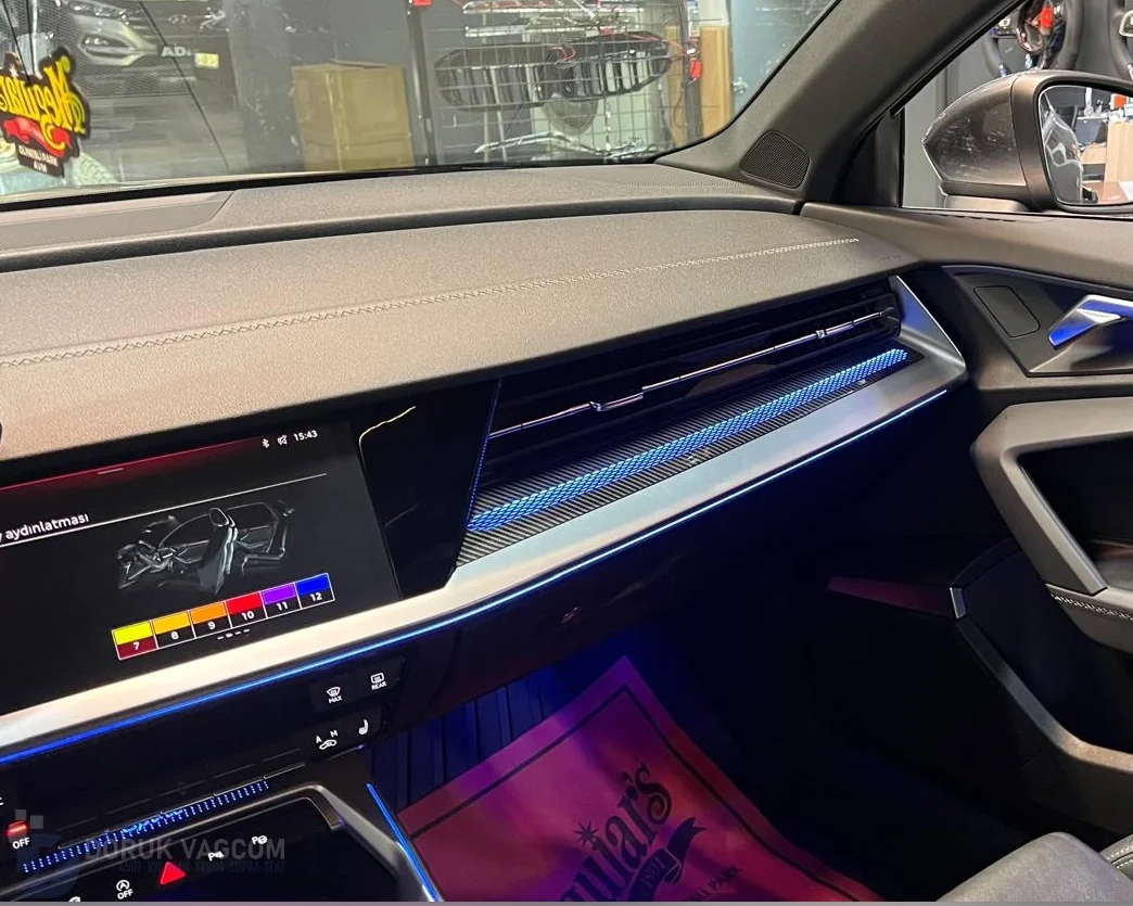 Audi A3 8Y 2020-2026 AMBİYANS AYDINLATMA MONTAJI Montajı - Ana Görsel -Doruk Vagcom