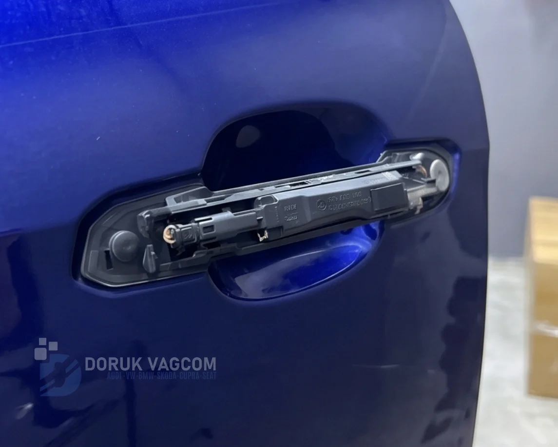Audi A4 B9 2015 ANAHTARSIZ GİRİŞ MONTAJI Montajı - Detay Görsel 1 -Doruk Vagcom