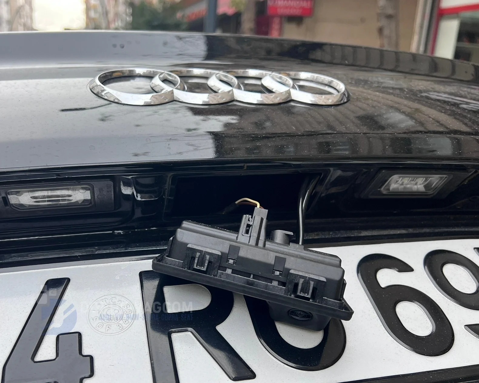 Audi A6 C7 2011-2018 GERİ GÖRÜŞ KAMERASI MONTAJI Montajı - Detay Görsel 2 -Doruk Vagcom