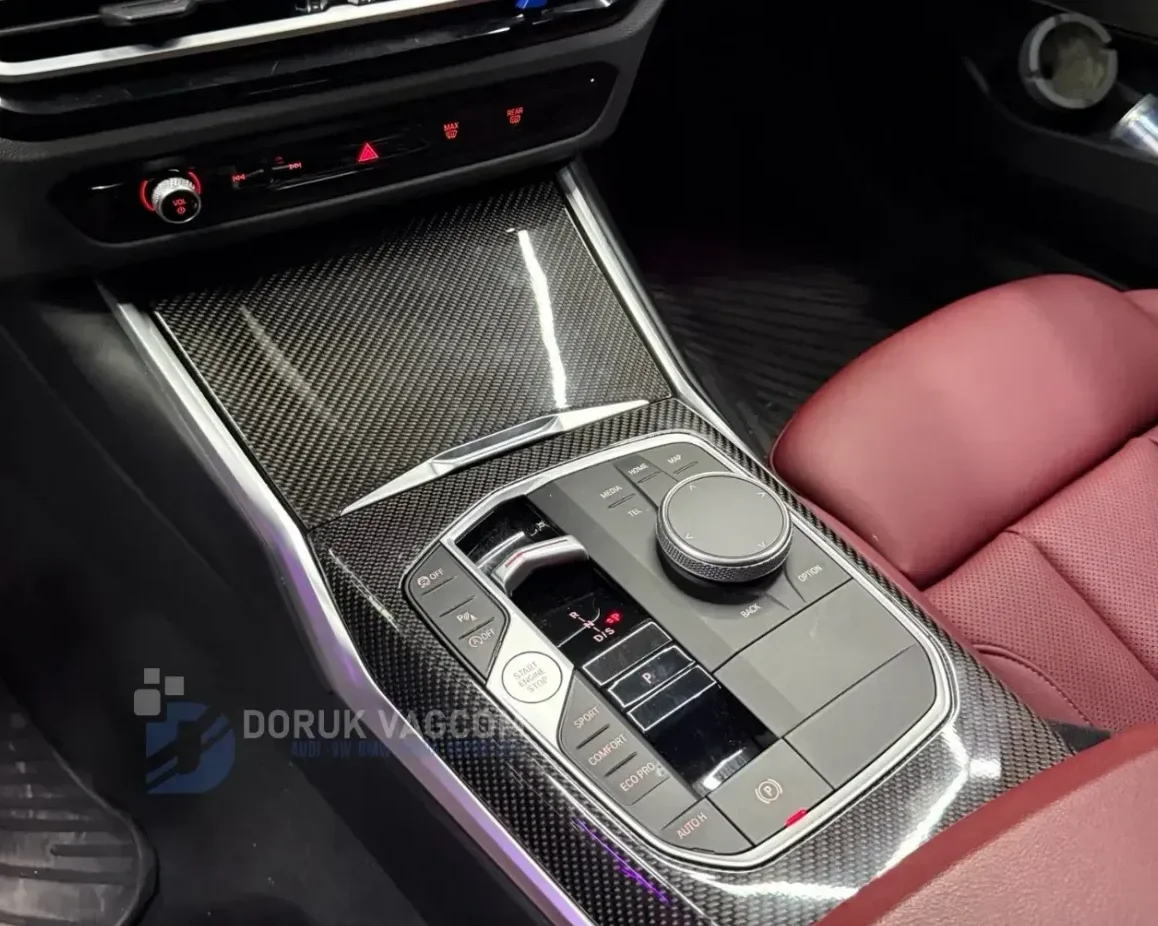 Bmw G20 3-Serisi (2017-2026) BMW 3 Serisi G20 Orijinal Tırnaklı Karbon Fiber İç Trim Seti Navigasyon Multimedya Montajı
