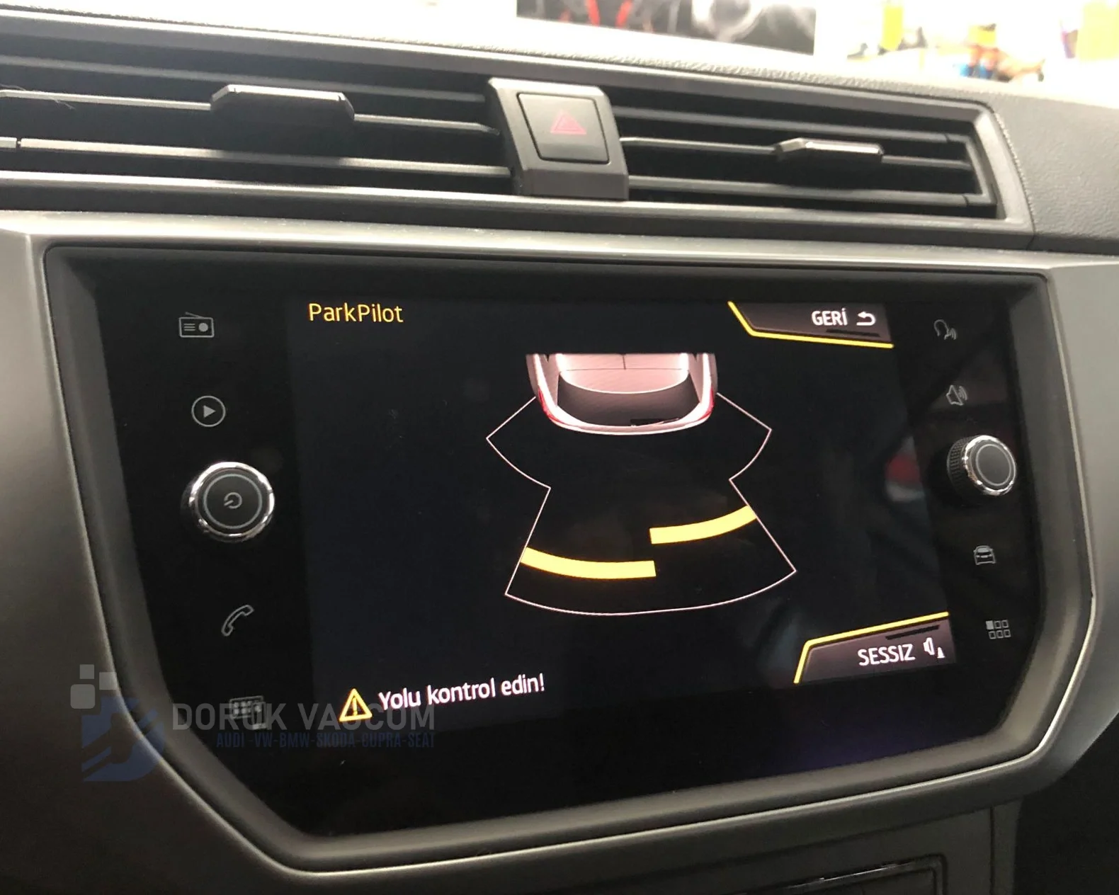 Seat Ibiza 6F 2017-2026 PARK SENSÖRÜ MONTAJI Montajı - Detay Görsel 1 -Doruk Vagcom