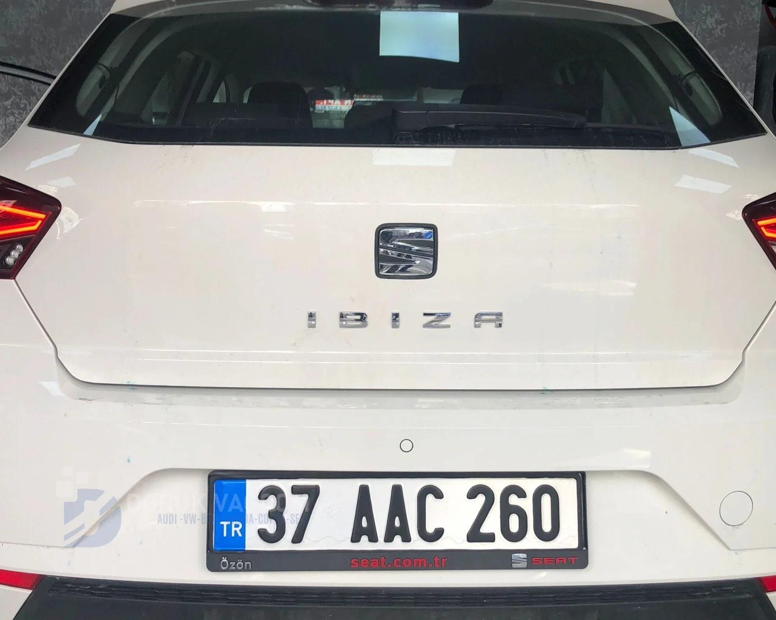 Seat Ibiza 6F 2017-2026 PARK SENSÖRÜ MONTAJI Montajı - Detay Görsel 9 -Doruk Vagcom