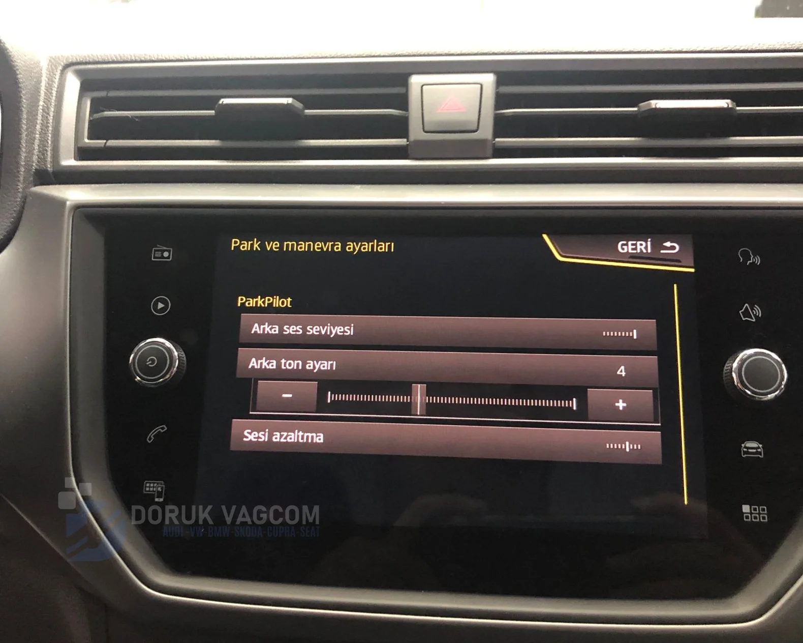 Seat Ibiza 6F 2017-2026 PARK SENSÖRÜ MONTAJI Montajı - Detay Görsel 3 -Doruk Vagcom