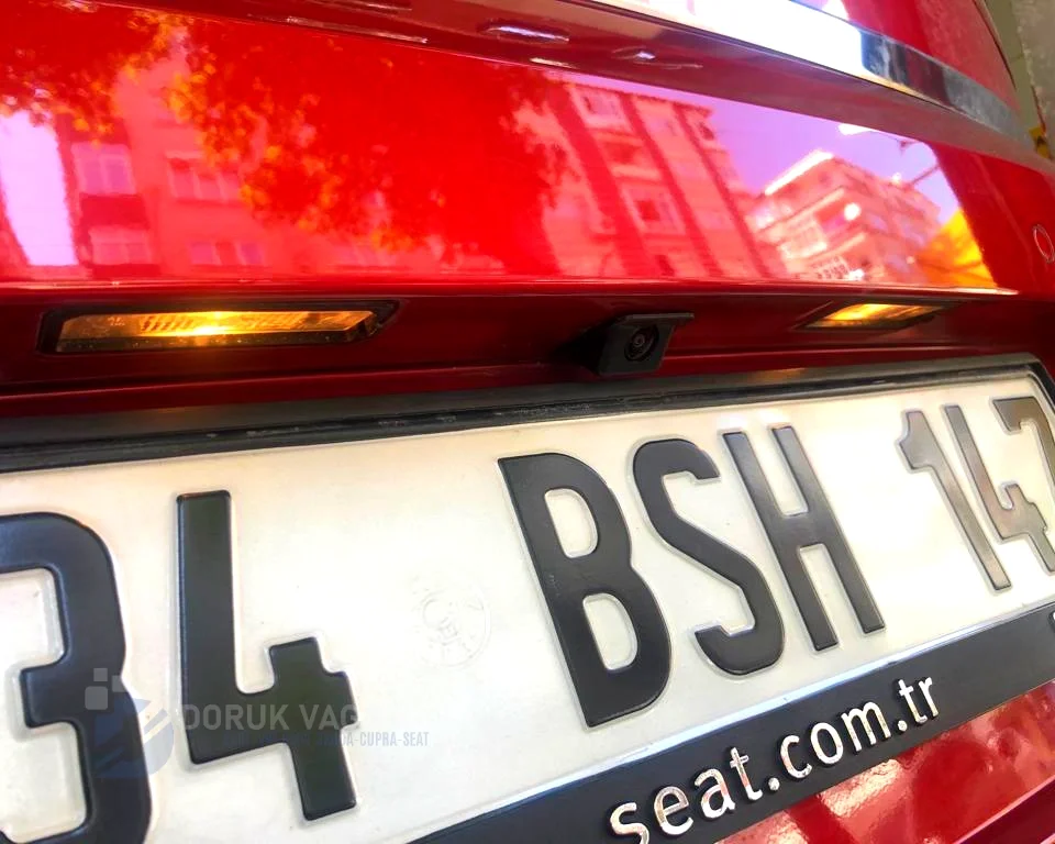 Seat Leon 5F 2012-2020 GERİ GÖRÜŞ KAMERASI MONTAJI Montajı - Detay Görsel 2 -Doruk Vagcom