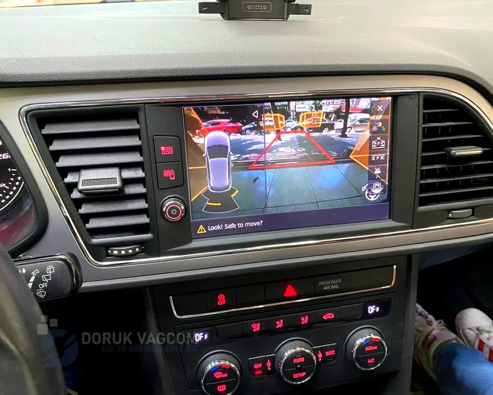 Seat Leon 5F (2012-2020) SEAT Leon 5F mk3.5 Orijinal Geri Görüş Kamerası Montajı Navigasyon Multimedya Montajı