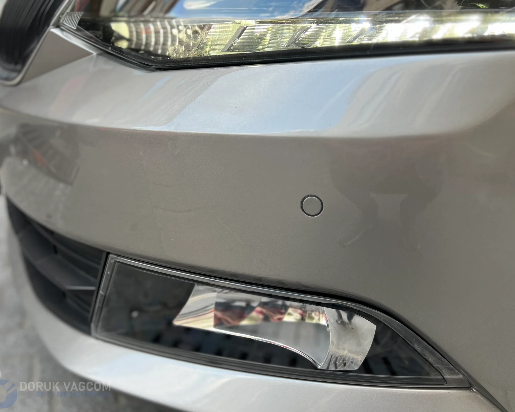 Skoda Fabia NJ 2014-2021 PARK SENSÖRÜ MONTAJI Montajı - Detay Görsel 7 -Doruk Vagcom