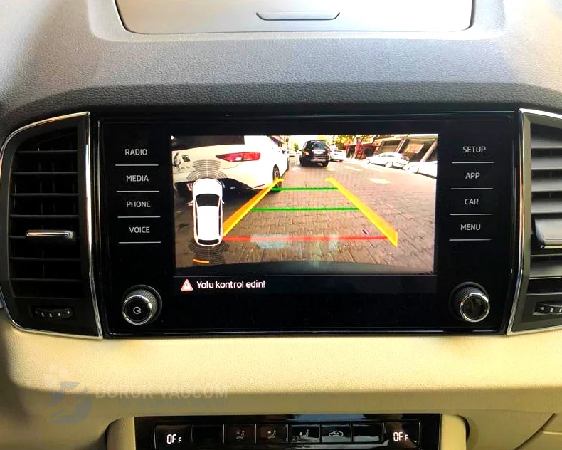Skoda Karoq NU7 2017-2024 GERİ GÖRÜŞ KAMERASI MONTAJI Montajı - Detay Görsel 7 -Doruk Vagcom
