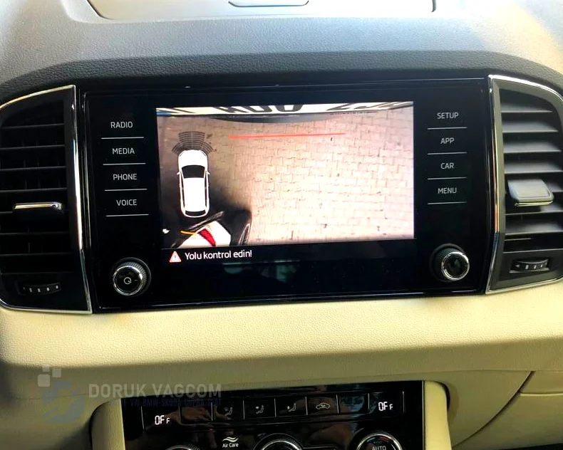 Skoda Karoq NU7 2017-2024 GERİ GÖRÜŞ KAMERASI MONTAJI Montajı - Detay Görsel 3 -Doruk Vagcom