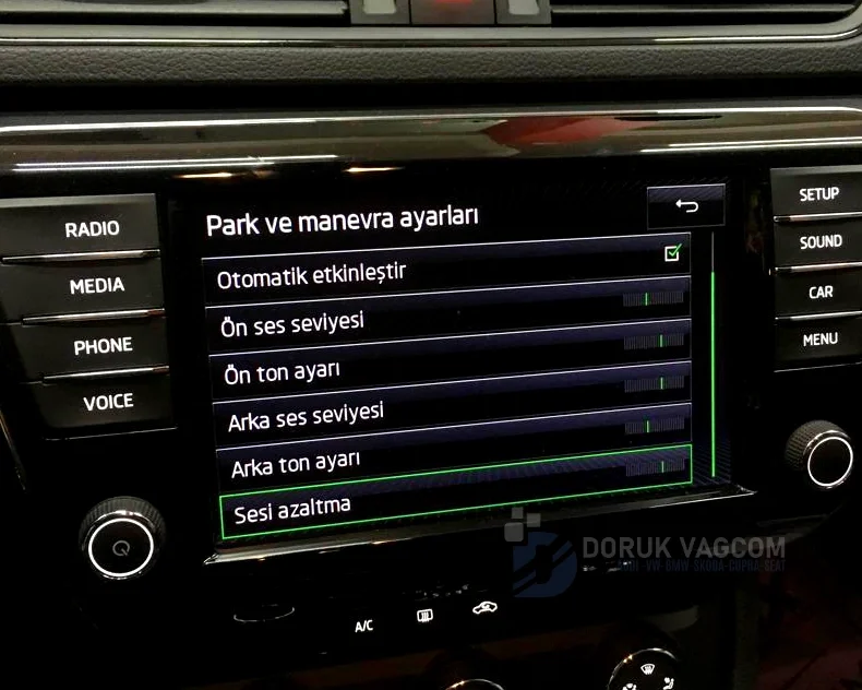 Skoda Superb 3V 2015-2024 PARK SENSÖRÜ MONTAJI Montajı - Detay Görsel 11 -Doruk Vagcom