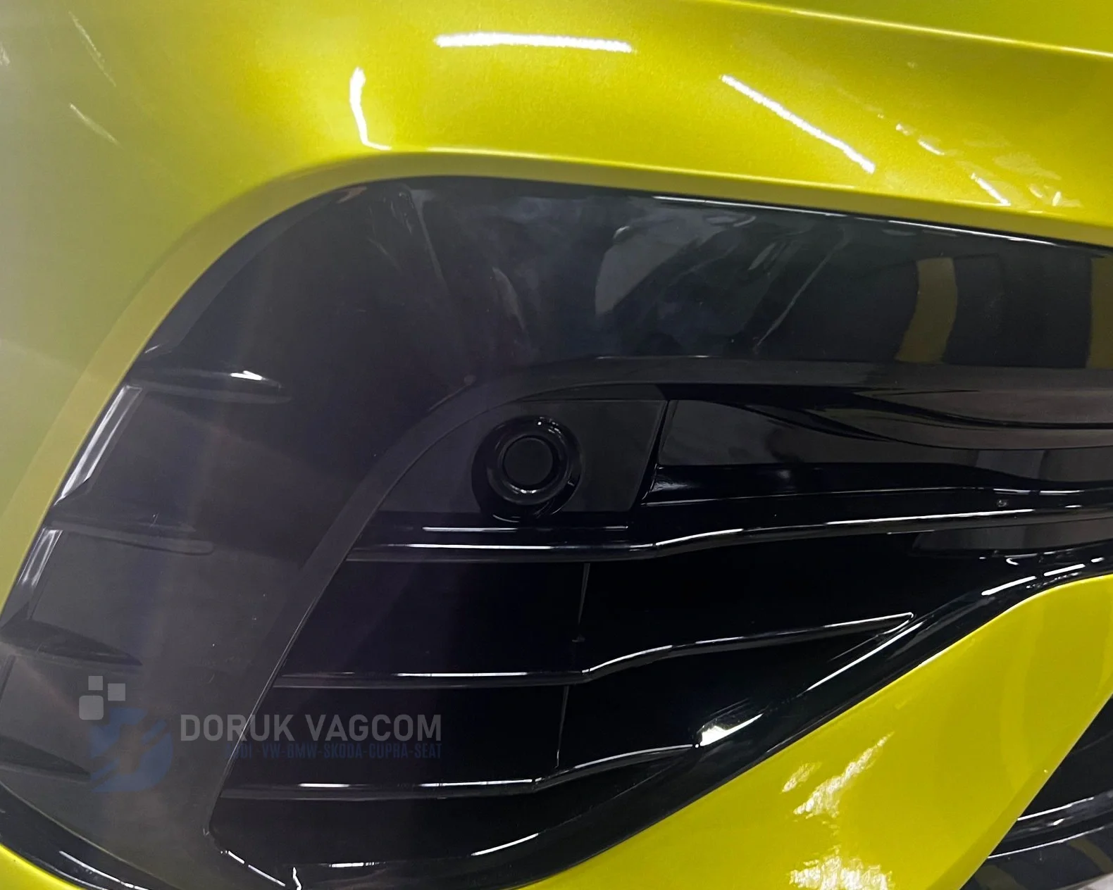 Volkswagen Golf MK8 2020-2026 PARK SENSÖRÜ MONTAJI Montajı - Detay Görsel 11 -Doruk Vagcom