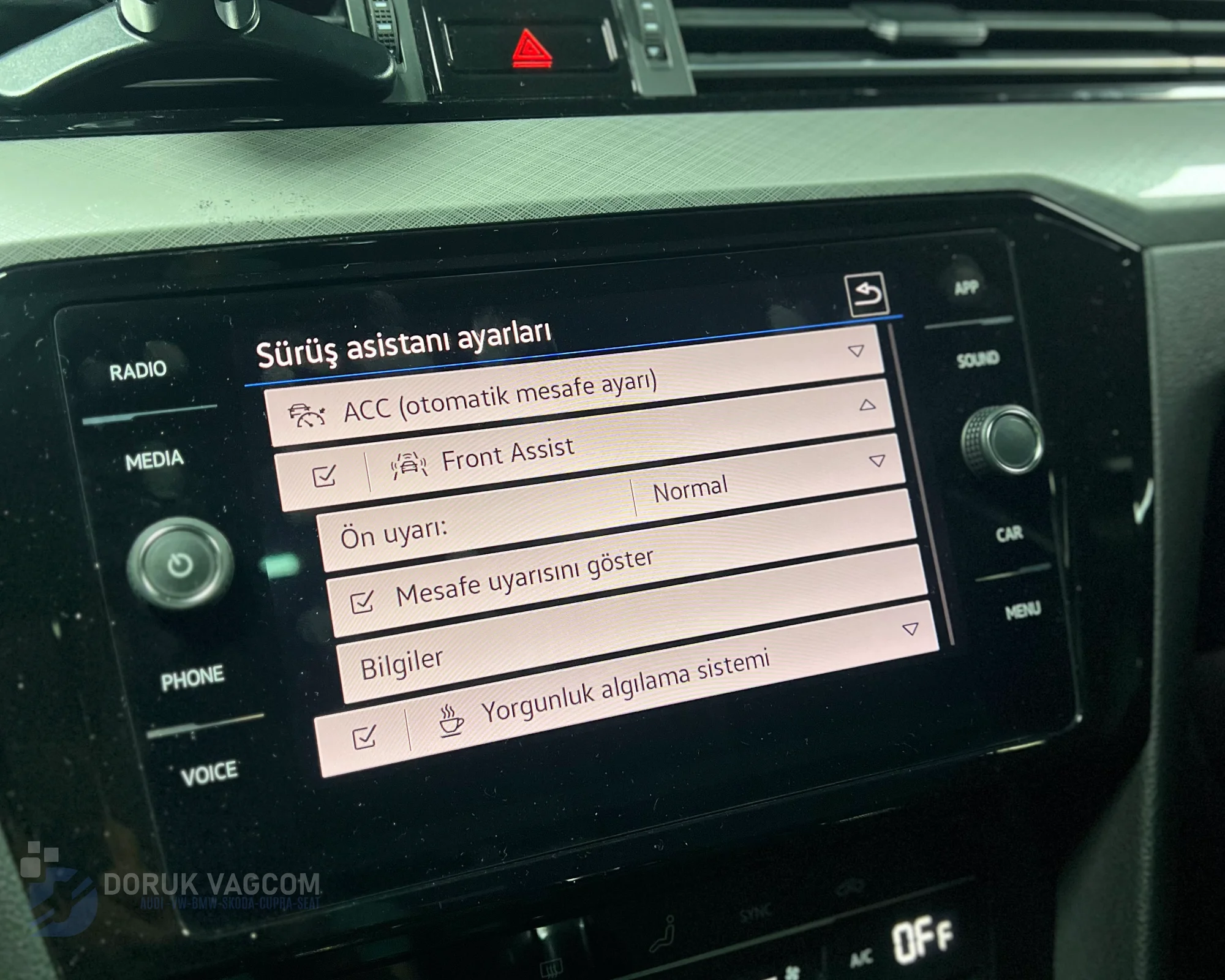 Volkswagen Passat B8.5 2019-2024 ADAPTİF HIZ SABİTLEME MONTAJI Montajı - Detay Görsel 7 -Doruk Vagcom