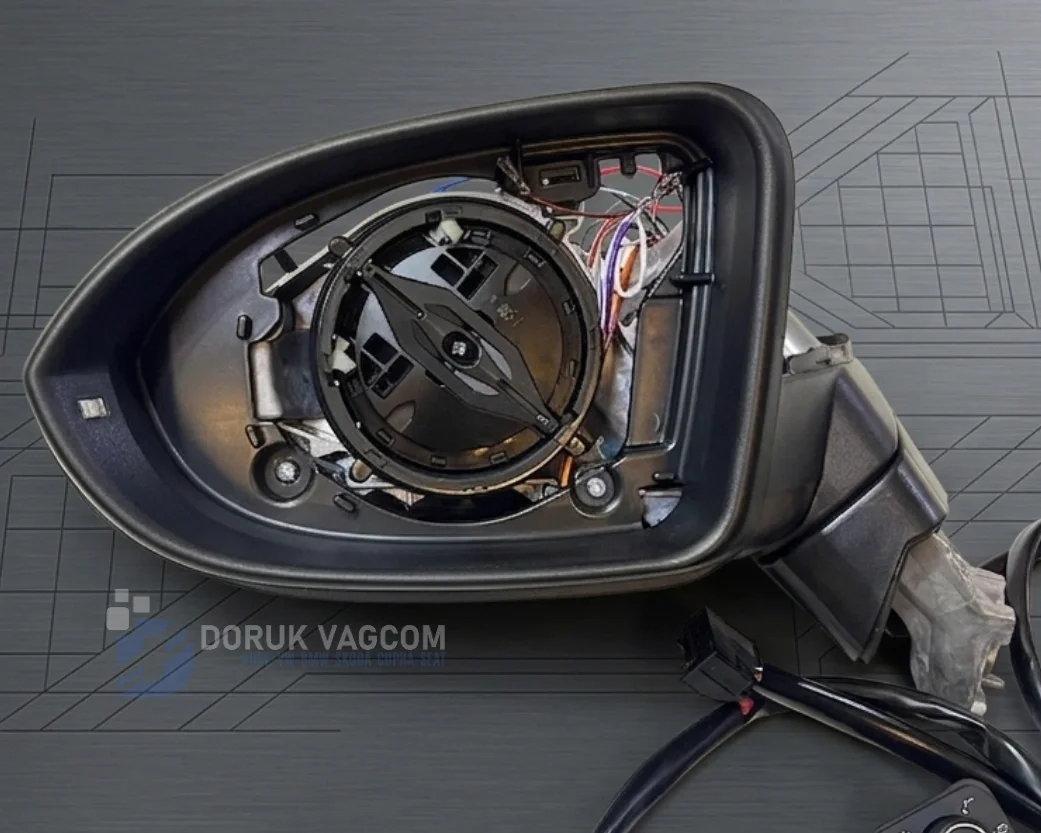 Volkswagen Passat B8 2014-2019 OTOMATİK KATLANIR AYNA Montajı - Detay Görsel 1 -Doruk Vagcom