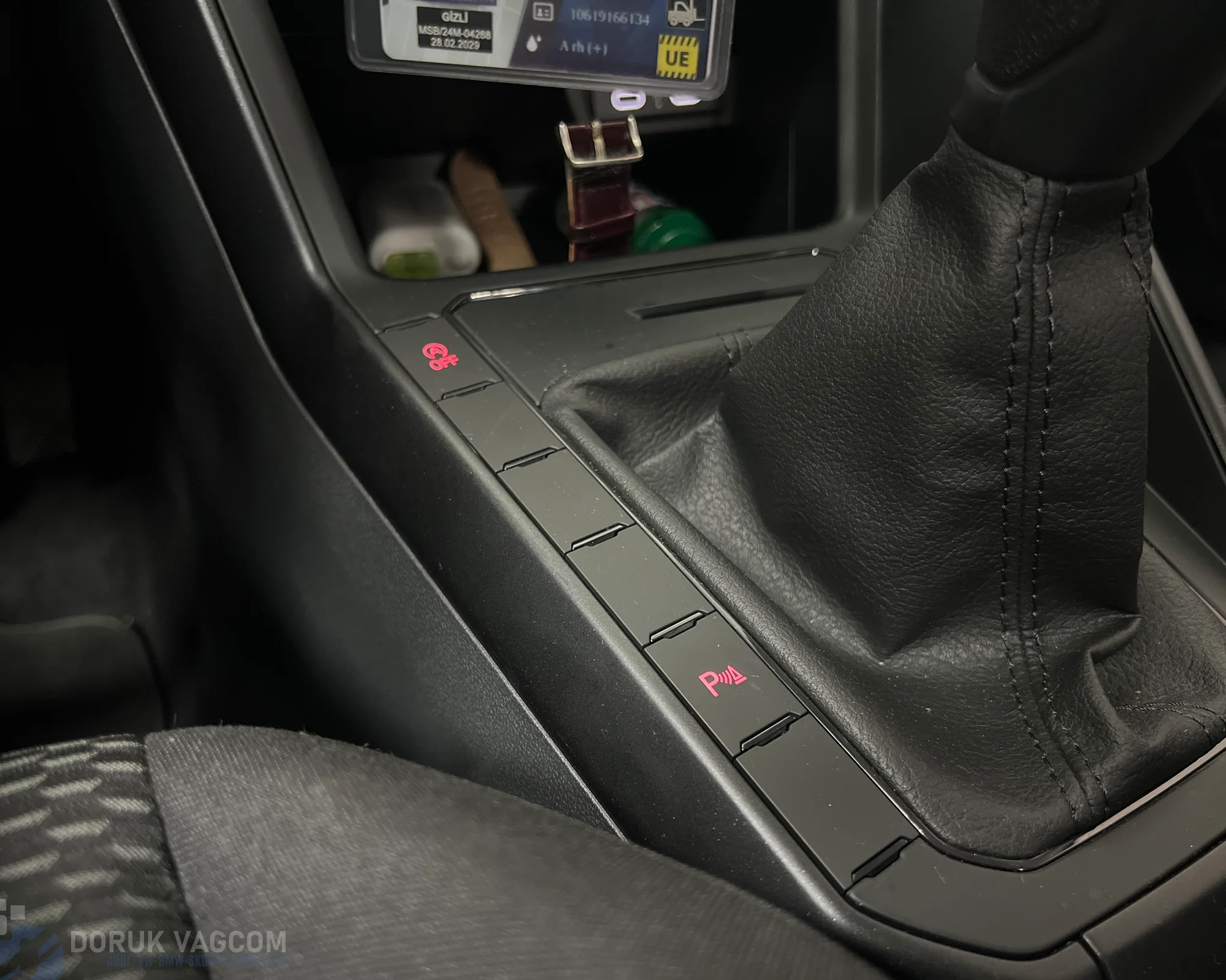 Volkswagen Polo AW1 2019 PARK SENSÖRÜ MONTAJI Montajı - Detay Görsel 3 -Doruk Vagcom