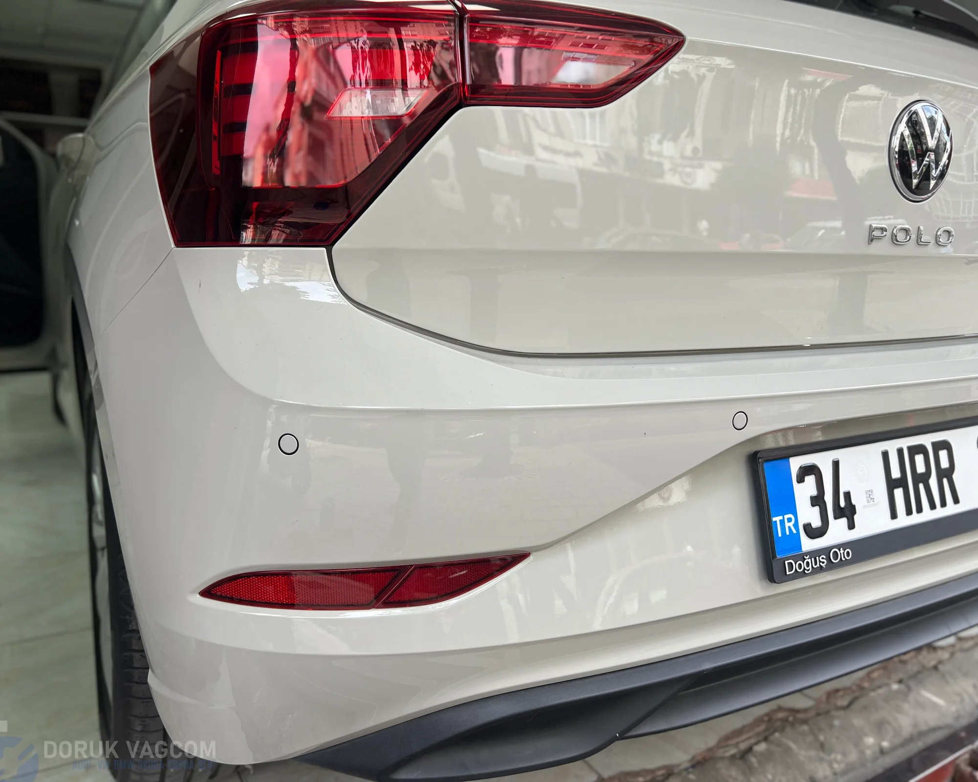 Volkswagen Polo AW1 2019 PARK SENSÖRÜ MONTAJI Montajı - Detay Görsel 6 -Doruk Vagcom