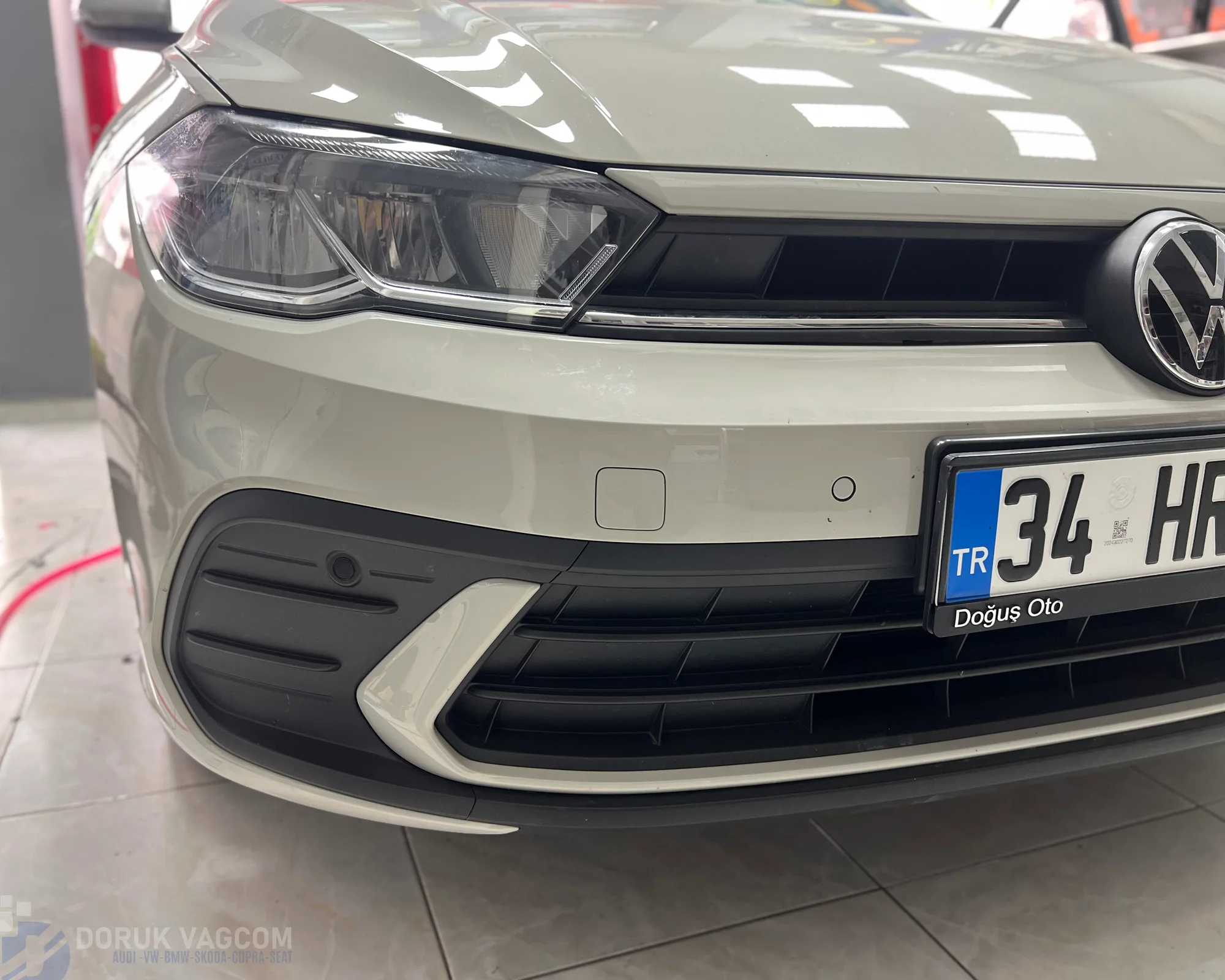 Volkswagen Polo AW1 2019 PARK SENSÖRÜ MONTAJI Montajı - Detay Görsel 8 -Doruk Vagcom