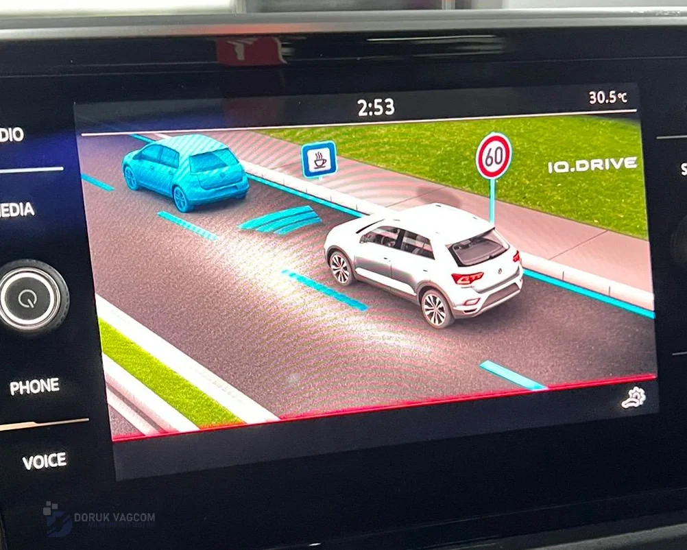 Volkswagen T-Roc A11 (2017-2026) VW T-Roc (A11) Orijinal ACC – Adaptif Hız Sabitleyici Radar Sistemi Montajı Navigasyon Multimedya Montajı